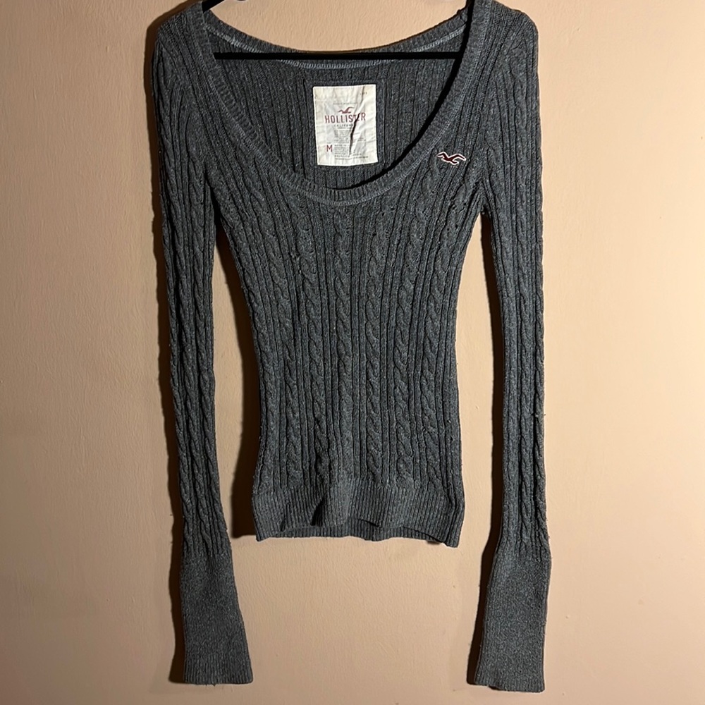 Hollister Gray Sweater Scoop Neck